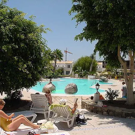 מלון Adelfas 2 גולף דל סור